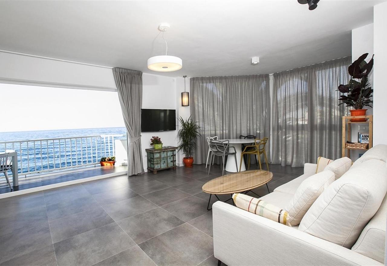 Super Front Line Modern New Apartm Nerja Eksteriør bilde