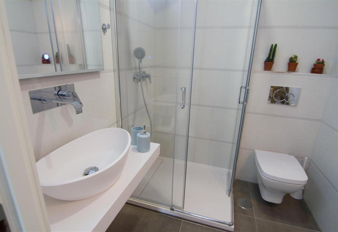 Super Front Line Modern New Apartm Nerja Eksteriør bilde
